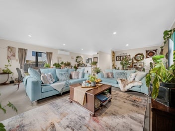 INVESTOR CASHING OUT - PRIME SUMMERLAND ZONE