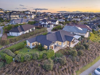 Ultimate Coastal Lifestyle on Discovery Drive