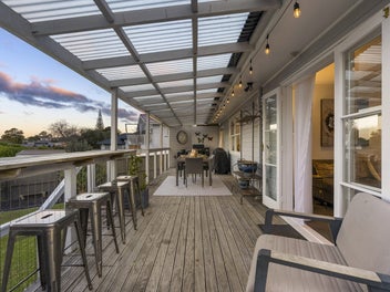 Ultimate Summer Entertainer & Man Cave