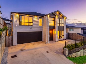 7-Bedroom Home in Mission Heights School Zone