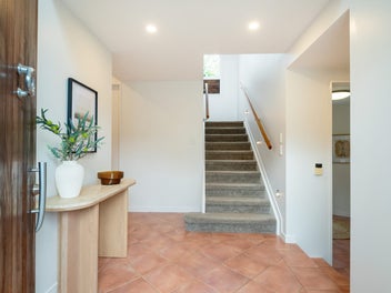 Architectural Warmth Meets Family Flexibility