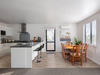 Ready to Love - Modern, Low-Maintenance Living