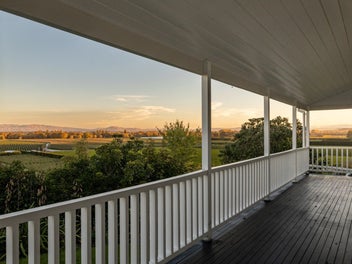Picture perfect elevated setting