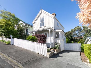 Exciting Entry to Grey Lynn