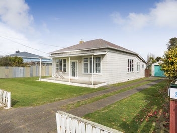 BIG LAND. GREAT POTENTIAL. WELCOME HOME!