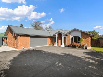 Private, Peaceful Leamington Location