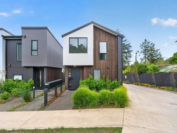 The Best Townhouse in Town