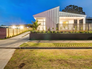 BRAND-NEW BOUTIQUE LIVING