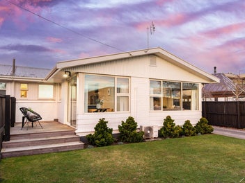 A Strowan Address Without The Stretch!