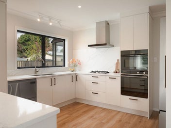 Viewings Available Before Deadline!