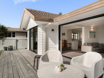 Viewings Available Before Deadline!