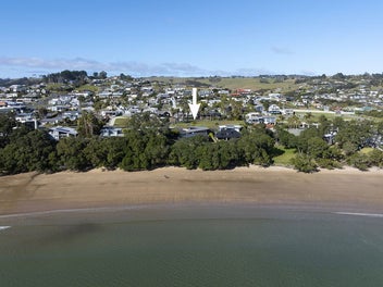 Premium Coastal Canvas in a Prime Location
