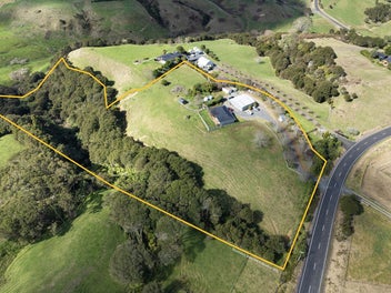 Space, Privacy & Stunning Valley Views