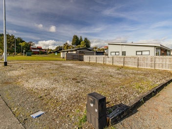 Image 1 of 8
