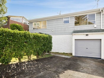 Big Space. Smart Buy. Prime Onehunga.