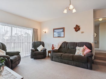 Ideal for First Home Buyers/Semi Retired