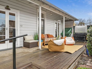 Owner Committed Elsewhere! Bring Your Offer!
