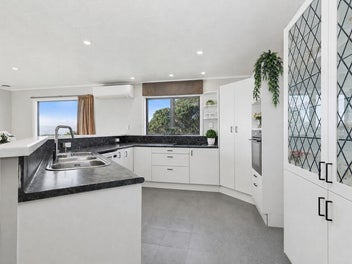 BIG ON SPACE, SUN & SEA VIEWS
