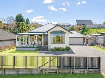 Replica Villa, Big Block, Brilliant Location