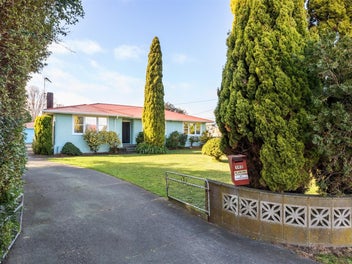 TEAM LEWIS - DO YOU WANT A HOME ON 2023 M2?