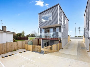 Image 1 of 10
