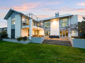 Stunning views, cavity system!