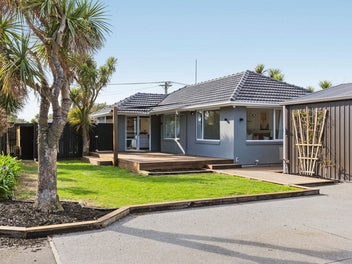 UNDER OFFER - OPEN HOME CANCELLED