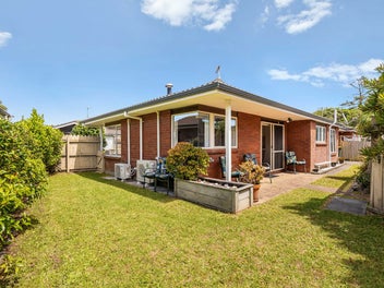 Downsize in Comfort, Security & Style