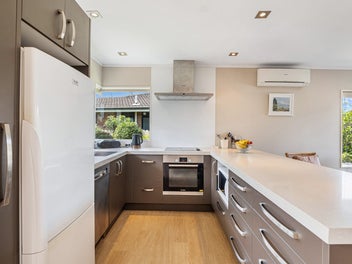 Downsize in Comfort, Security & Style
