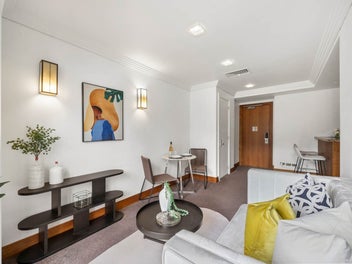 Priced to sell! Live In or Rent Out in Metropolis