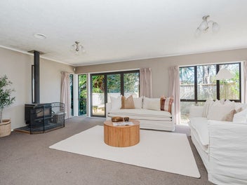 Quiet Position, Exceptional Space