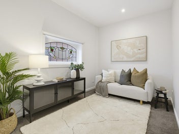 VILLAGE LANDMARK, EASY LIVING | BEO $520,000