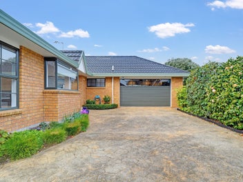 Private, Modern & Easy-Care in Hokowhitu