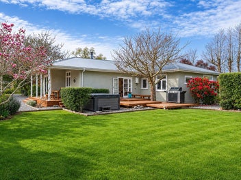 Private Sanctuary on Towns Edge