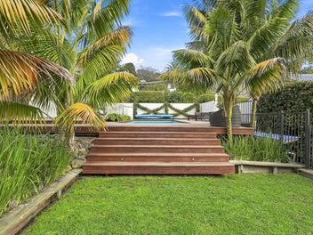 Great Family Living, Pool Days & Dual School Zones