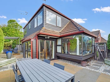Prime Hokowhitu Townhouse