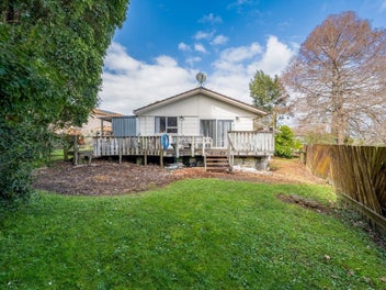 Opportunity on a large freehold site