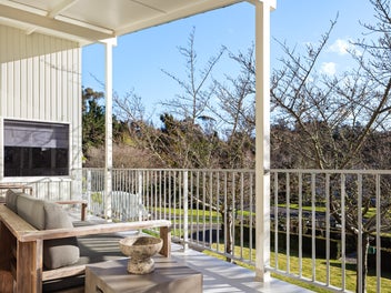 Stylish Living in Whataupoko