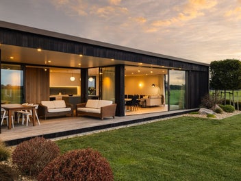 Fernando House