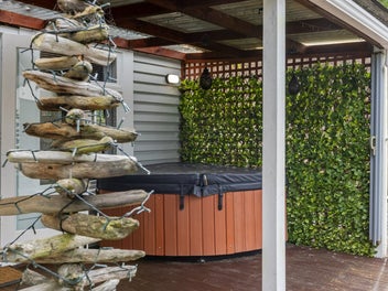 A Cottage With Coastal Rhythm
