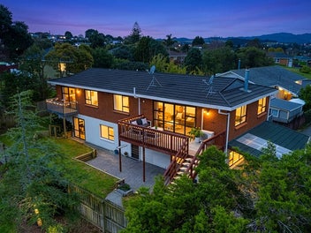 Two in One. Huge Home. Separate Accommodation.