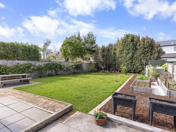 FREEHOLD CHARACTER & SUNNY BACKYARD LIVING!