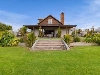 TWO HOMES. ONE INCREDIBLE OPPORTUNITY.
