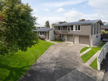 Image 1 of 17