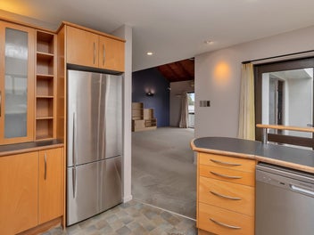 Space, Sun & Stunning Views - definite sale