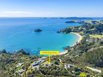 Te Ngaere Bay - A Coveted Coastal Retreat