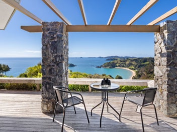 Coveted Coastal Retreat