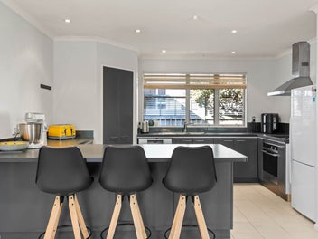 Spacious Family Living in Quiet Witherlea Setting