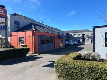Image 1 of 1