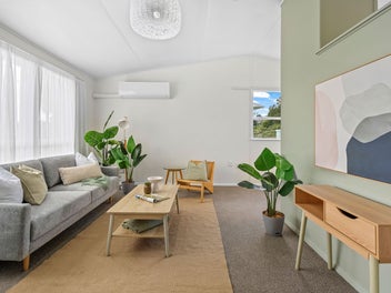 A Smart Choice! Priced $399,000